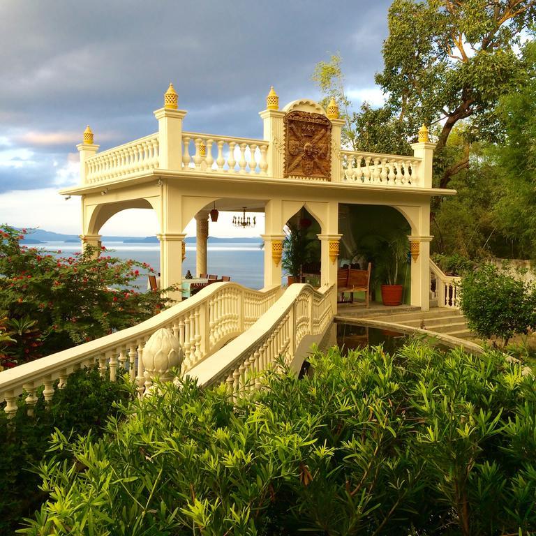Ataalaya Farmhouse Batangas Luaran gambar